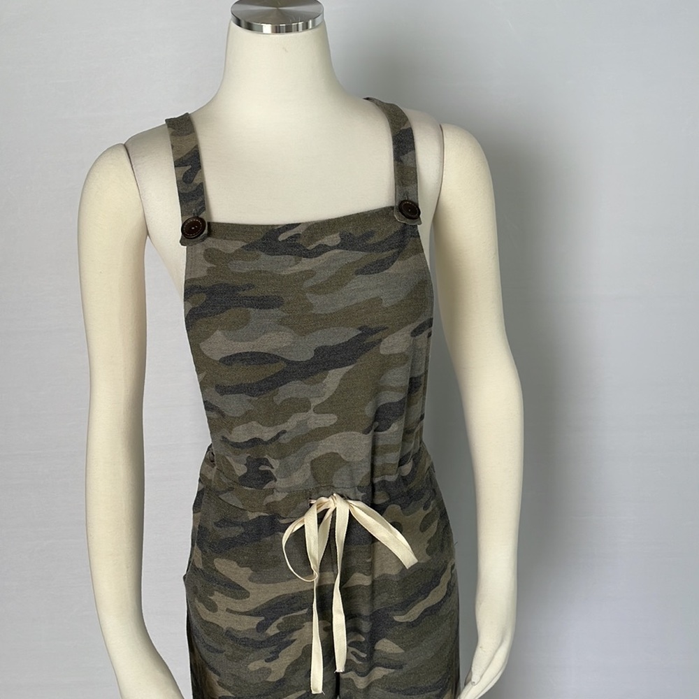 NWOT 7th Ray Camo Overalls Size Small - Picture 3 of 11